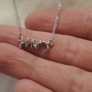 "MRS" Kate spade necklace